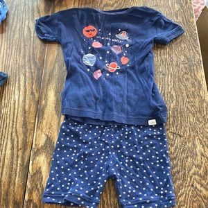GAP sz 5T Pajamas